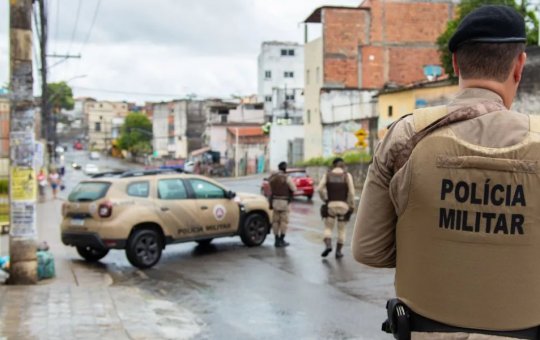 Suspeitos realizam arrastão na ladeira de São Caetano