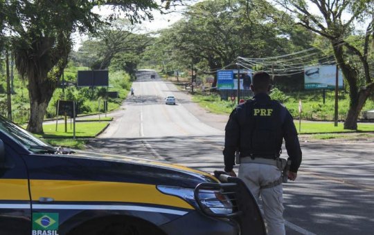 Veículo adulterado é recuperado pela PRF em Teixeira de Freitas, na Bahia