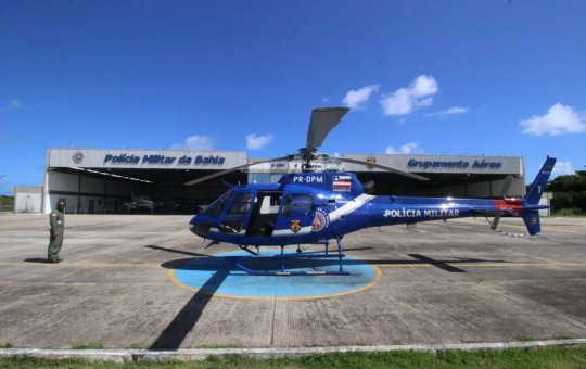 Helicoptério do GRAER sobrevoa por Paripe após morte de moradores