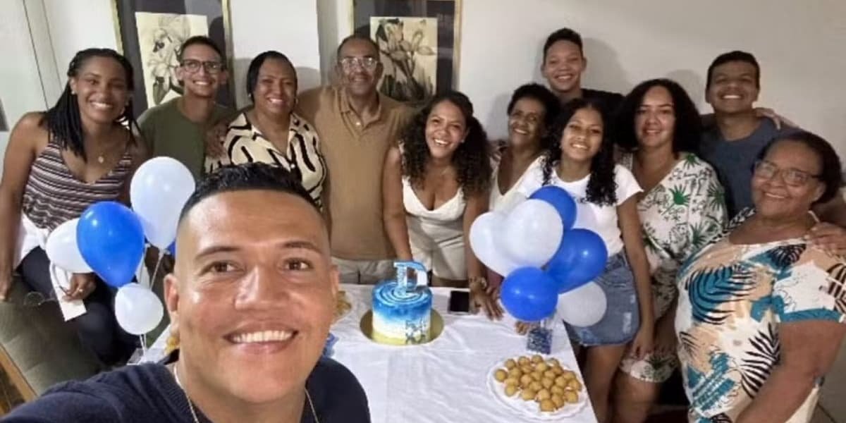 Pai de Davi surpreende e comemora aniversário ao lado de Mani