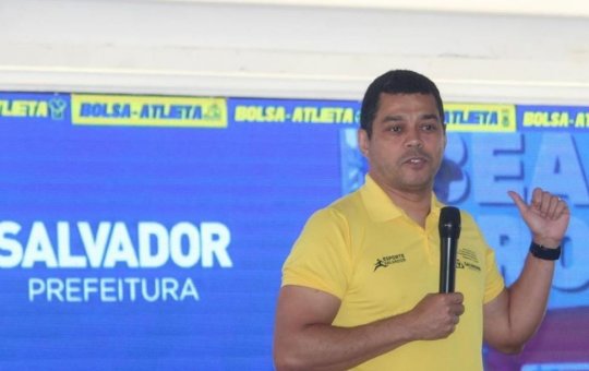 Secretário diz que auxílios estão sendo concedidos e 228 pessoas foram acolhidas