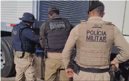 Motorista é flagrado pela PRF portando substância ilícita