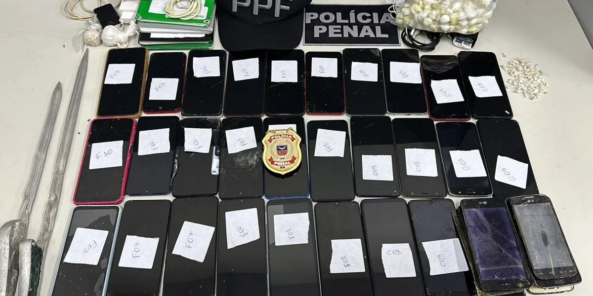 Operação apreende drogas e celulares em penitenciária de Salvador