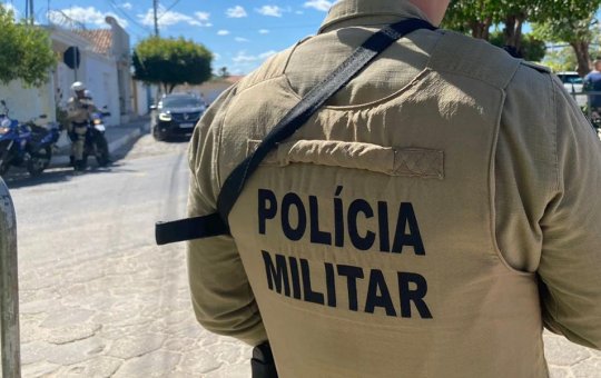 Mulher é morta a tiros em bar na cidade de Teixeira de Freitas