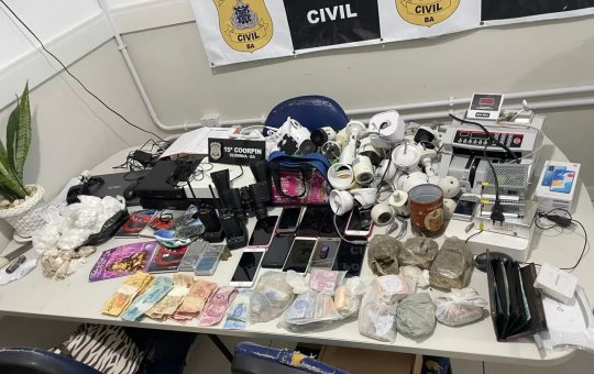 Suspeitos de integrar grupo criminoso são presos em Serrinha