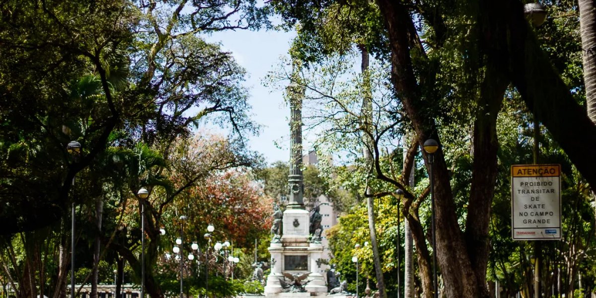 Furto de Fios e Luminárias da Praça do Campo Grande em Salvador