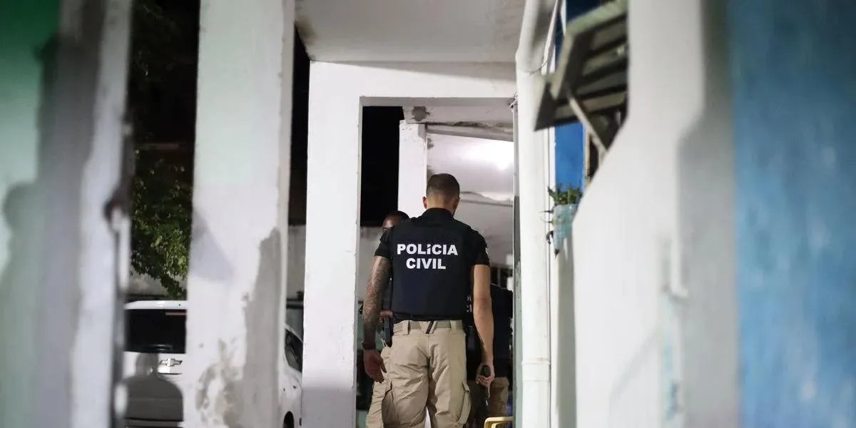 Adolescente é resgatada de casa noturna em Itapuã pela Polícia Civil