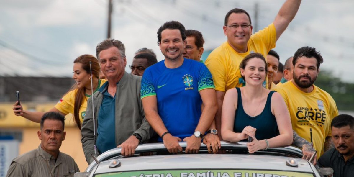 Bolsonaro recebe alta após passar mal em Manaus