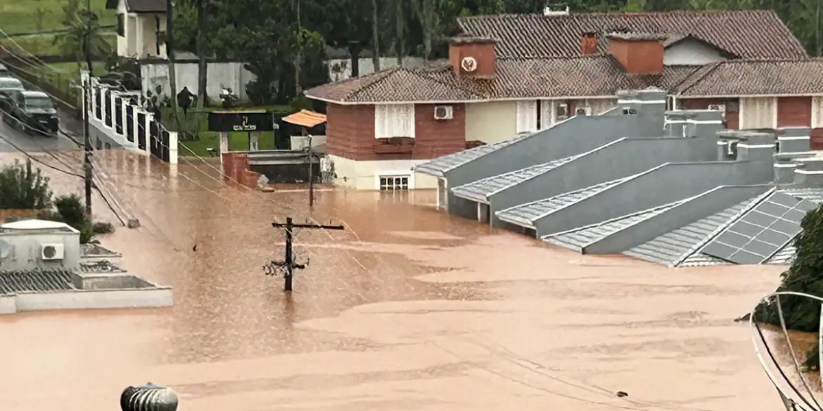 Número de mortos por conta de chuvas no Rio Grande do Sul sobe para 83