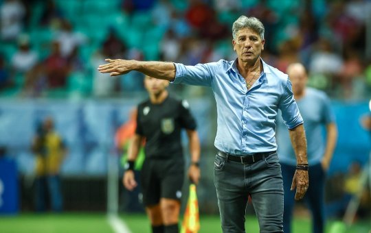 Renato Portaluppi é resgatado de hotel inundado em Porto Alegre