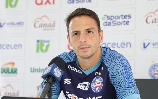 Santiago Arias comemora boa fase na lateral do Bahia: “mentalidade vencedora"