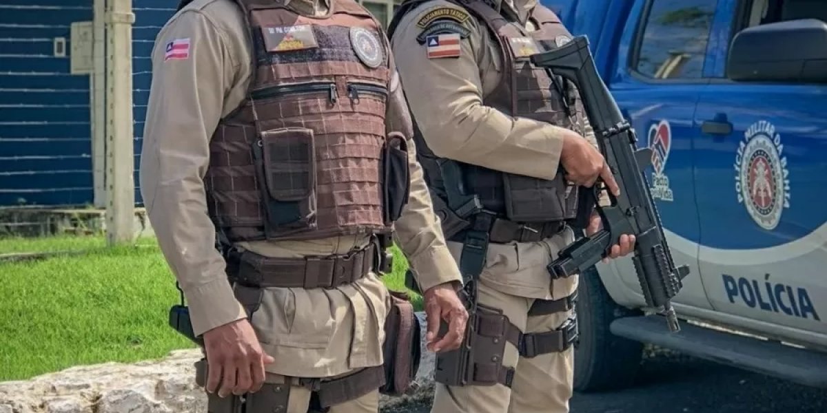 Estilhaço de bala acerta mulher durante festa do Dia das Mães em escola