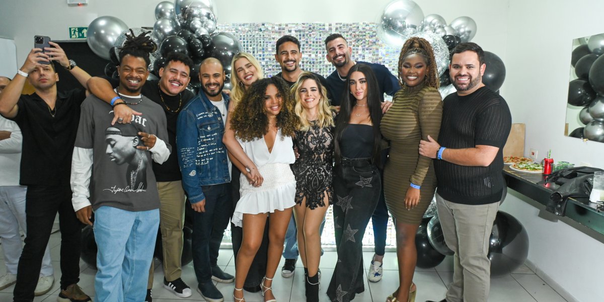 Wanessa Camargo retorna aos palcos e reune ex-BBBs em show