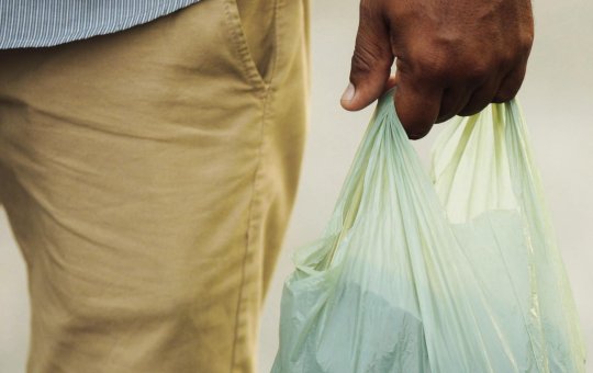 Salvador implementa lei que proíbe sacolas plásticas nos comércio