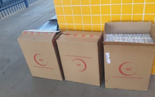 PRF apreende 1500 maços de cigarros transportados ilegalmente em Barreiras