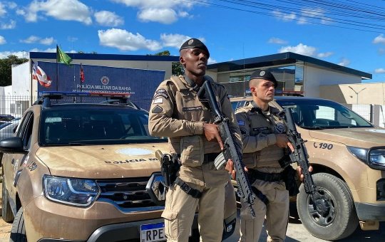 Suspeito de tráfico que pulou de ferry ganha liberdade