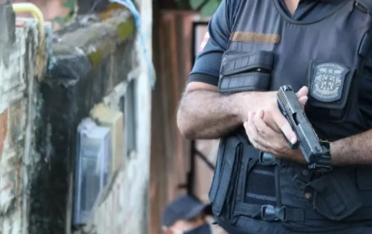 Homem foi morto no bairro de Tororó na manhã desta quarta