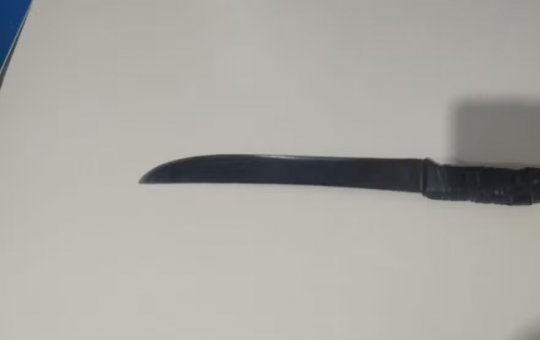 Homem é preso por suspeita de ameaçar e manter a mãe em cárcere privado na Bahia