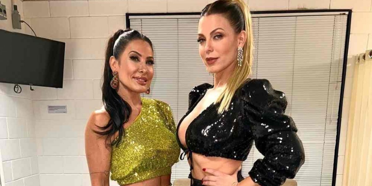 Sheila Mello comenta sobre Scheila Carvalho 'Não sou amiga'