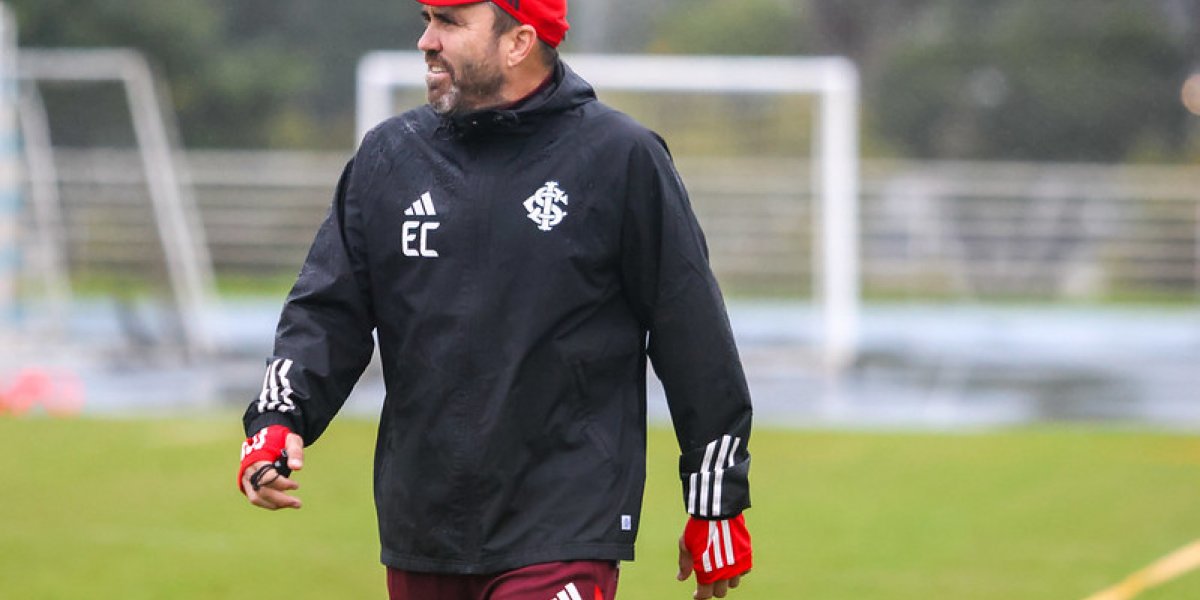 Internacional perde uniformes devido enchentes