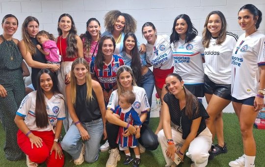 Esposas de atletas do Bahia se unem em solidariedade às vítimas no RS