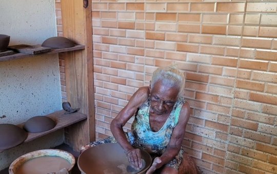Luto: Morre Dona Cadu, a mestra ceramista e sambadeira de 104 anos do Recôncavo