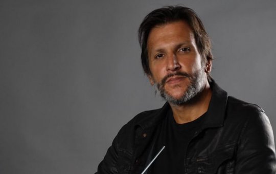 Maestro da Osba sofre com 'stalker' há três anos e afirma: “bizarro demais”
