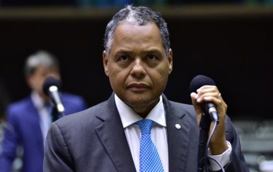 Antonio Brito é o favorito para assumir Câmera Federal, aponta pesquisa