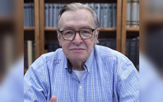 Olavo de Carvalho exclui filha do testamento