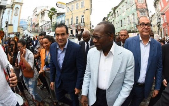 Presidente do Benin recebe honrarias da Câmara Municipal de Salvador