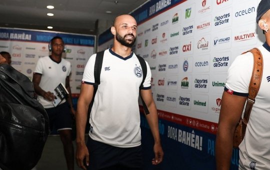 Thaciano exalta torcida por conta de aplausos mesmo com eliminação do Bahia