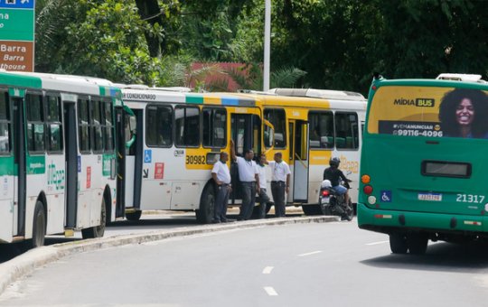 Rodoviários e empresários fecham acordo