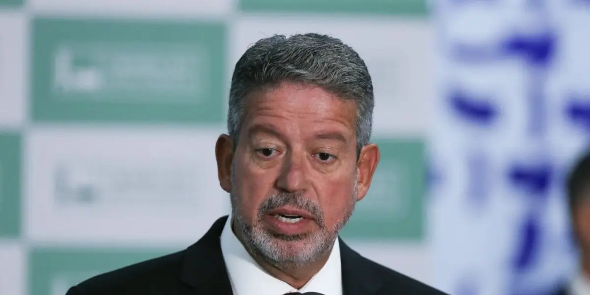 Arthur Lira define data para indicar seu candidato a presidência da Câmara