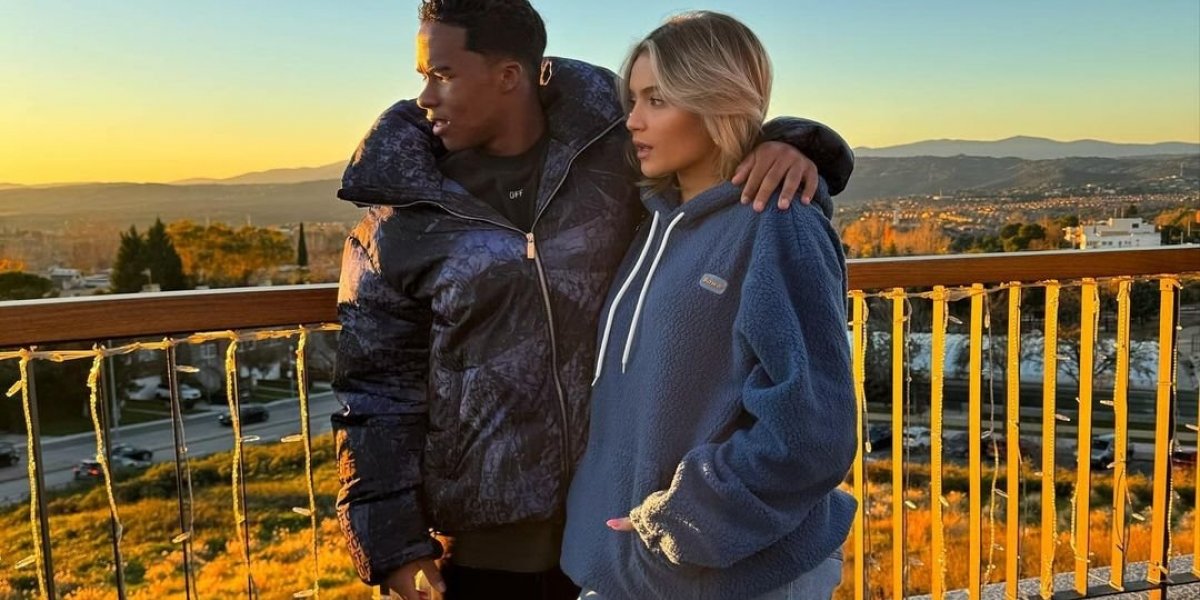 Endrick: namorada faz declaração para o jogador “o mundo contra nós”