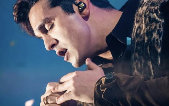 Equipe de Luan Santana atualiza estado de saúde do cantor