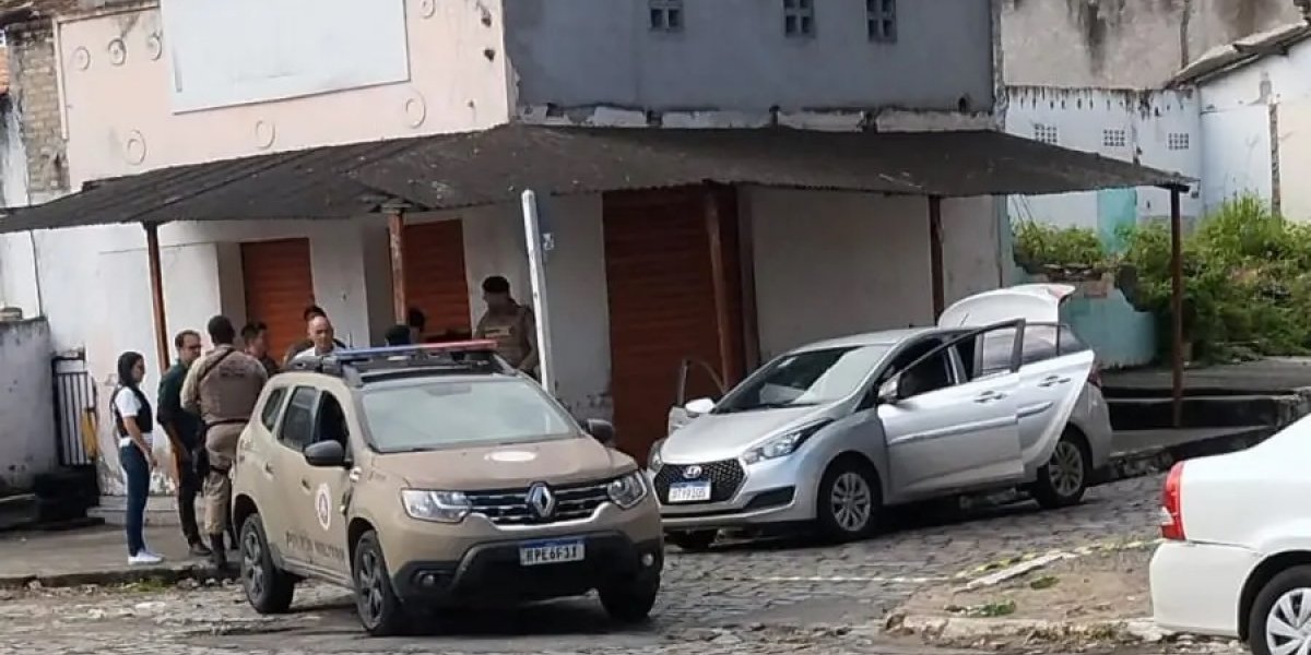 Feira de Santana: Polícia é acionada para remover bomba em rua