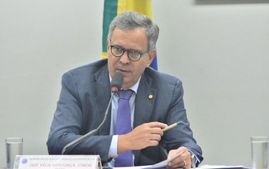 Lula sanciona lei de deputado baiano criando selo sustentável para o cacau