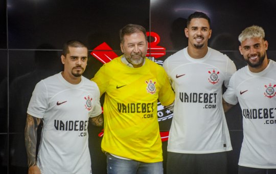 Patrocinadora Máster rescinde contrato com Corinthians após polêmicas