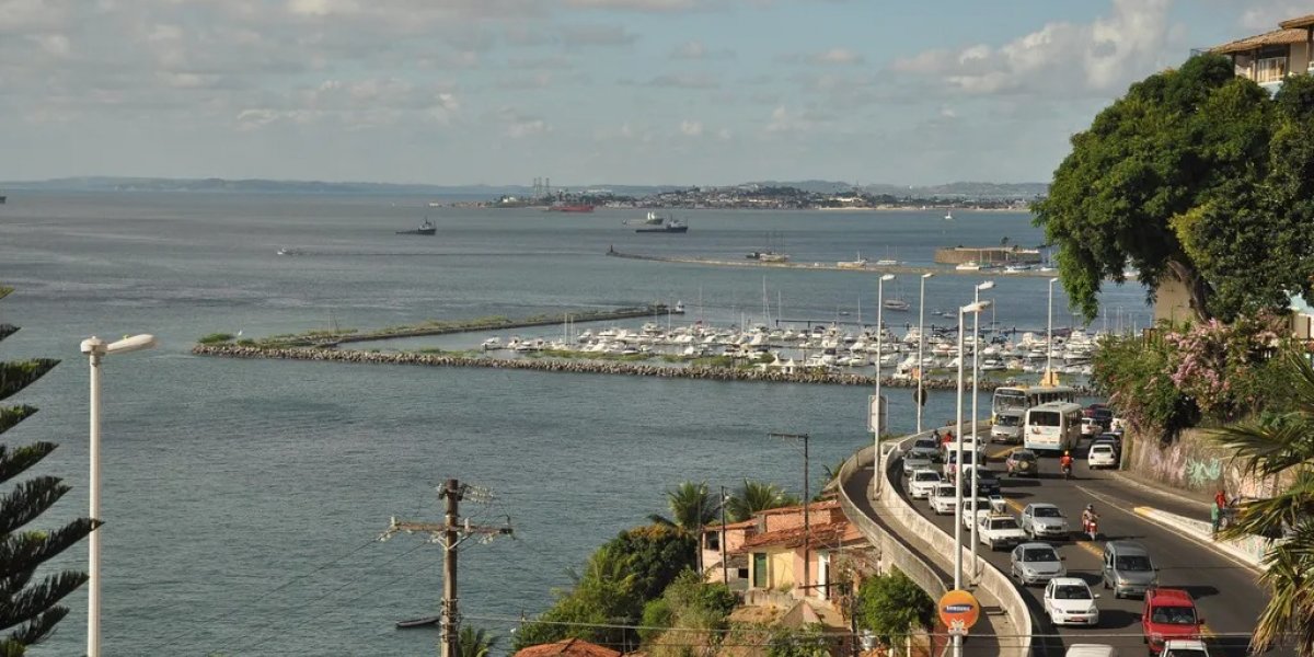 Avenida Contorno terá calçada no nível da pista e ciclovia