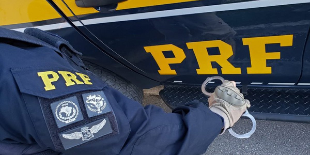 Suspeito procurado por homicídio é preso em blitz em Salvador