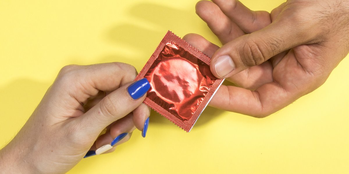 'Camisinha tá na Mão' distribuirá 500 mil preservativos para São João baiano