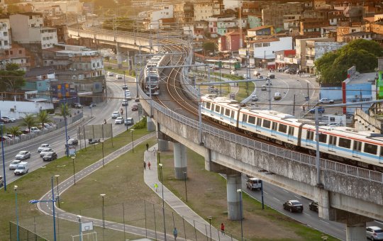 Falha no metrô de Salvador causa transtornos aos passageiros