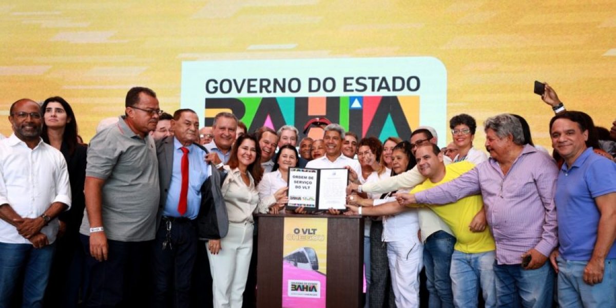 Jerônimo fala sobre estado de trens do VLT e aponta estudos técnicos para compra