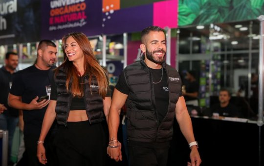 Filho de Bell Marques se declara para Mari Gonzalez nas redes sociais