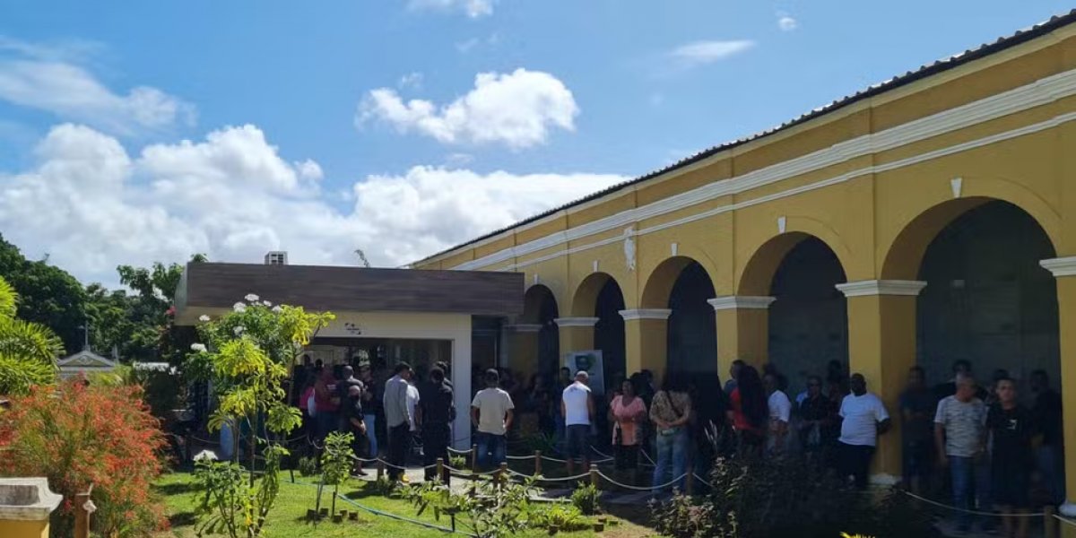 Corpo de motorista por aplicativo é encontrado e sepultado em Salvador