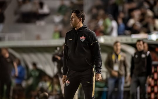 Thiago Carpini confirma a saída de dois jogadores; saiba quem são