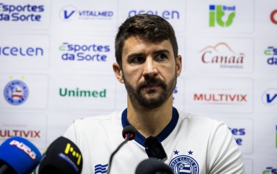 Everaldo vê empate amargo mesmo com reação tricolor: "Poderíamos ter feito mais"