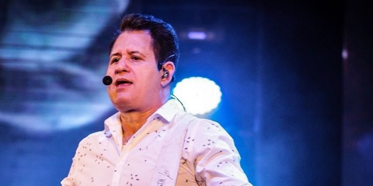 Cantor Marrone, da dupla Bruno e Marrone, é operado às pressas