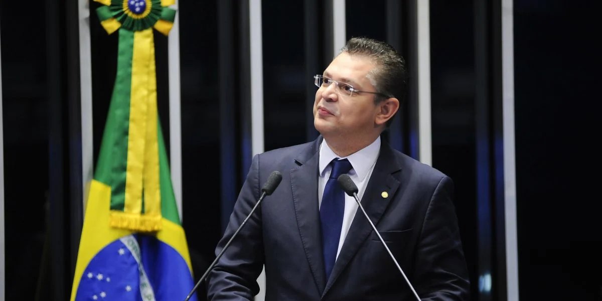 Autor da PL do aborto diz que menores terão que cumprir medidas socioeducativas