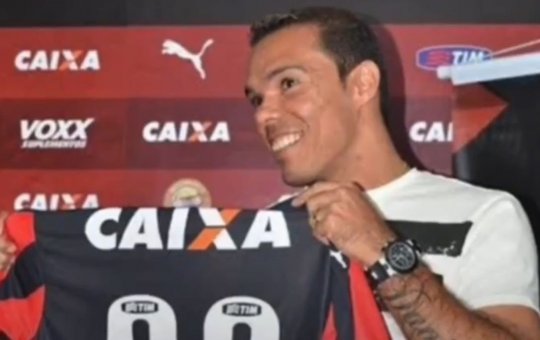 Leandro Domingues, ex-Vitória, desmente notícias sobre internação